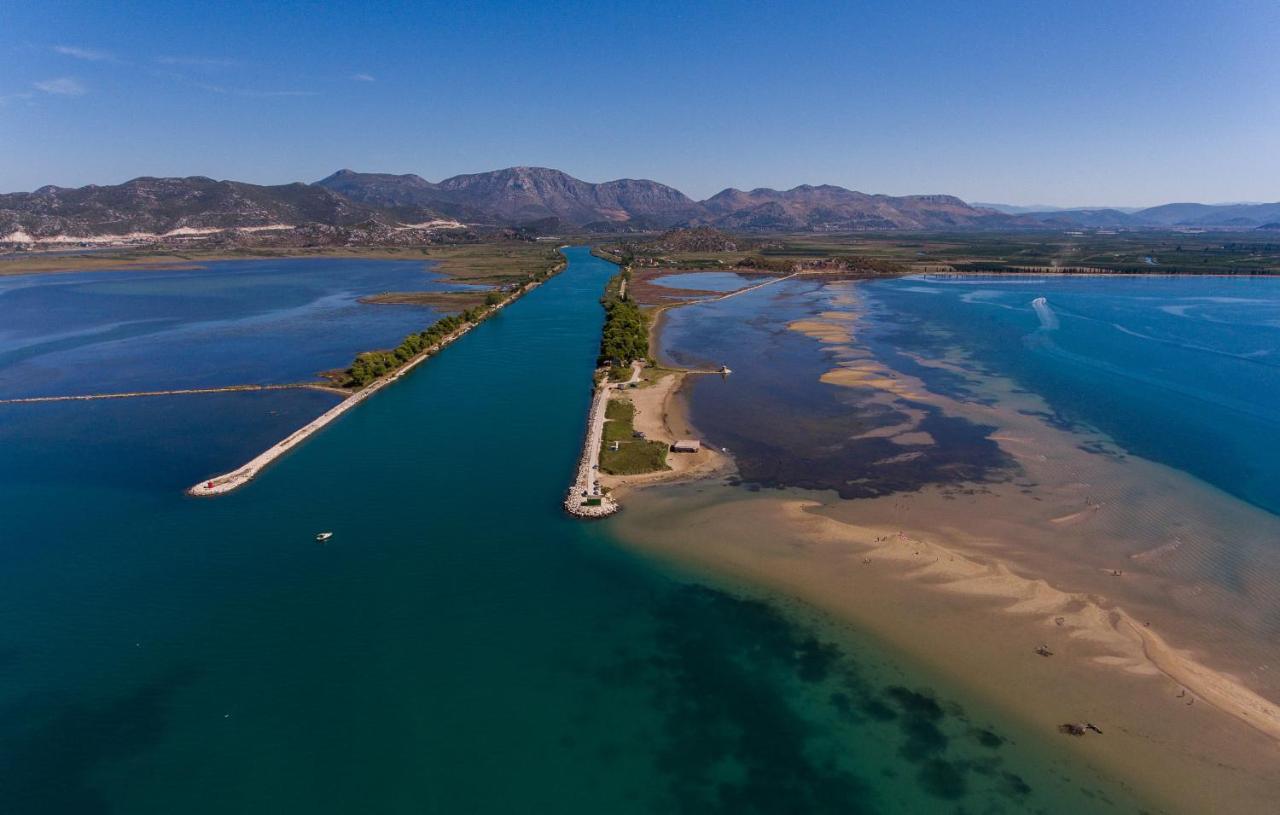 Villa Luni Blace Εξωτερικό φωτογραφία